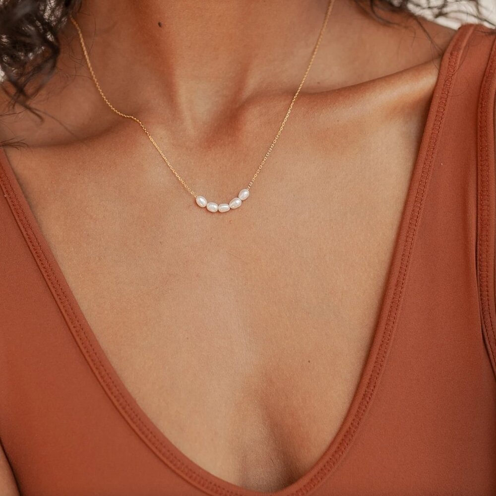 Freshwater Pearl Necklace with 18k Gold Chain